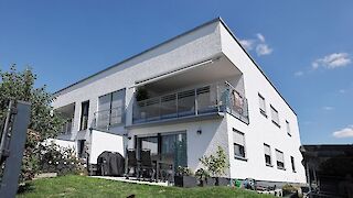 Markise auf Terrasse