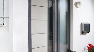 Topic Haustüre mit Seitenteil