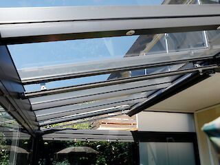 Terrassendach mit Beleuchtung