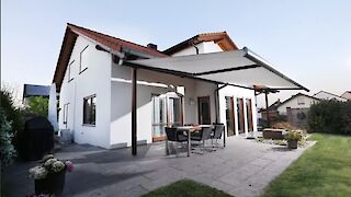 Terrasse mit Markise