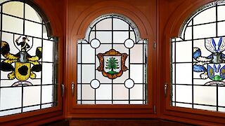 Bleiverglasungen in modernen Holzfenster